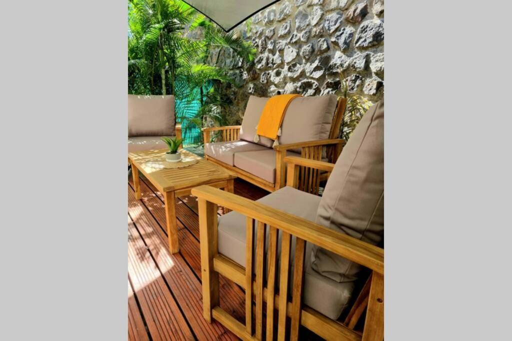 L'Instant Evasion, Studio Avec Terrasse, Piscine ! Saint-Gilles-les Bains Εξωτερικό φωτογραφία